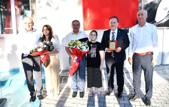 Karesi Belediyesi Kırsal Mahallelerde Köy Konaklarının Açılışlarını Sürdürüyor