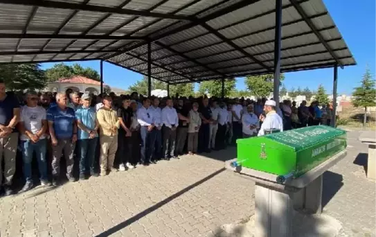 Kızılırmak'ta bot alabora oldu, çömlek ustası hayatını kaybetti