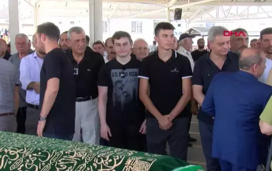 Eski Futbolcu Mehmet Sakıp Özberk Gaziantep'te Son Yolculuğuna Uğurlandı