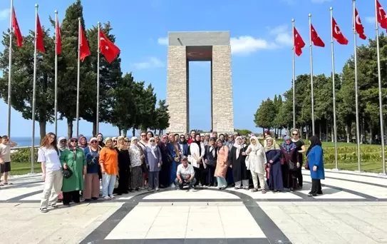 Amasyalı kadınları duygulandıran Çanakkale gezisi: 'Toprağa basmaya çekindik'