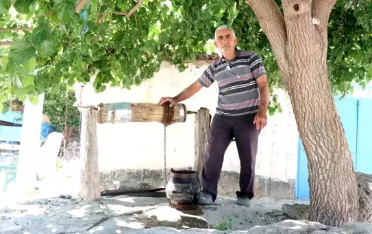 Eskişehir'deki Asırlık Hayrat Suyu Kuyusu Hala Rağbet Görüyor