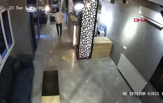 Avcılar'da Dr. İbrahim Karahan'ın öldürüldüğü saldırının güvenlik kamerası görüntüleri ortaya çıktı