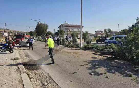 Konya'da Otomobil Refüje Çarptı: Sürücü Hayatını Kaybetti