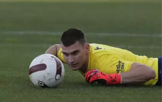 Fenerbahçe'ye transfer olan Hırvat kaleci Dominik Livakovic ilk antrenmanına çıktı