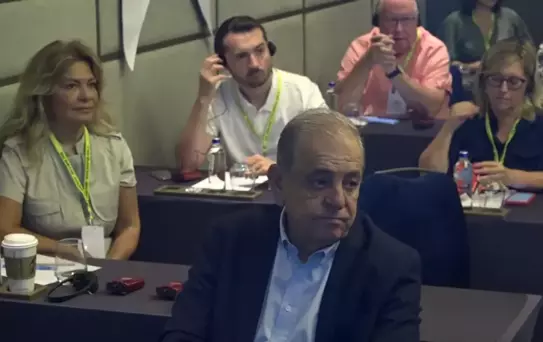 Tunç Soyer: 'İzmir Çeşitli Renklerin, Sayısız Nefesin Gücünü Taşıyor'
