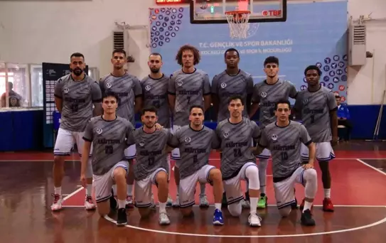 Kocaeli Büyükşehir Belediye Kağıtspor, Gölbaşı Belediyesi TED Ankara Kolejliler'e mağlup oldu
