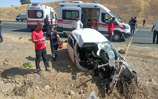 Bingöl'de trafik kazası: 1 ölü, 2 ağır yaralı
