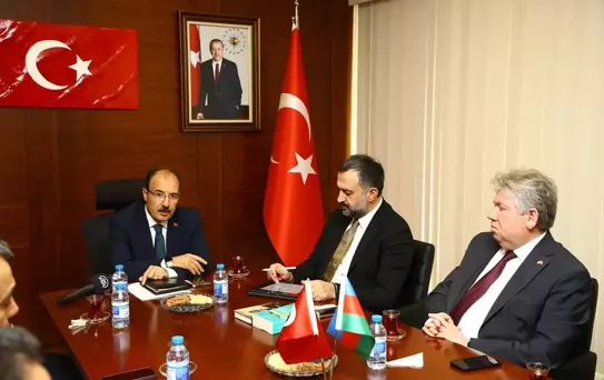 KOSGEB ve ATO Heyetleri Bakü Büyükelçiliğini Ziyaret Etti