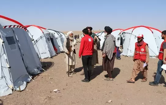 Türk Kızılayı, Afganistan'daki depremzede ailelere gıda yardımı yapıyor