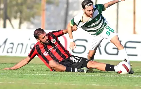 Turgutluspor, Efeler 09'a 2-1 mağlup oldu