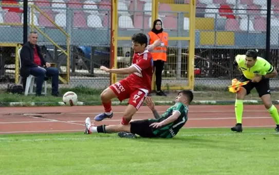 Denizlispor, Somaspor'a 1-0 mağlup oldu