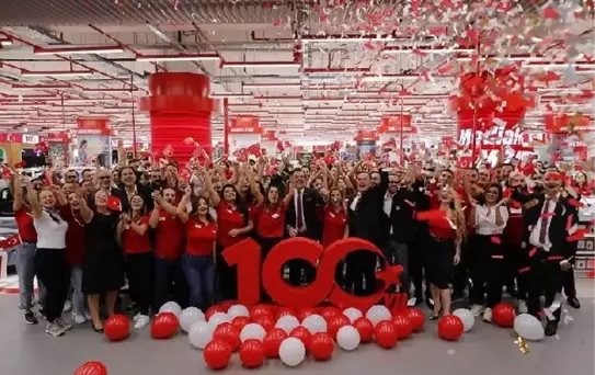 MediaMarkt Türkiye'deki ilk Tech Arena mağazasını açtı