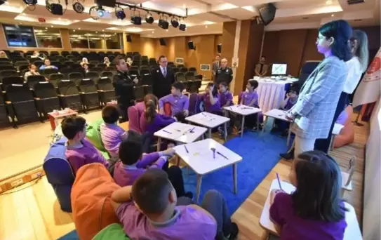 ANADOLU ADLİYESİNDE ÖĞRENCİLERE 'SORUMLULUK VE ADALET BİLİNCİ EĞİTİMİ'