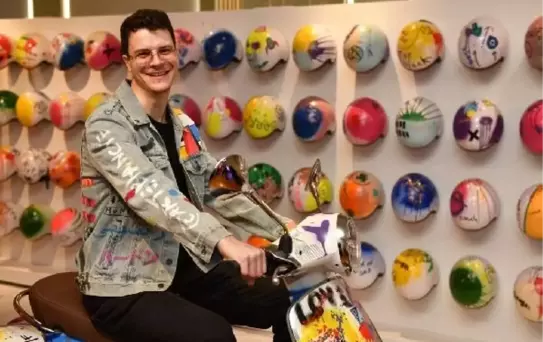 Fransız Pop Art Sanatçısı Jisbar İstanbul'da Sergi Açtı