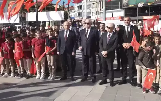Büyükçekmece Belediyesi, Kırklareli'nde 3 Atatürk Anıtı açtı