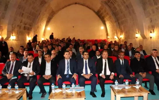 Erzincan'ın Tercan ilçesinde tarım ve hayvancılık sektörü hakkında istişare toplantısı düzenlendi