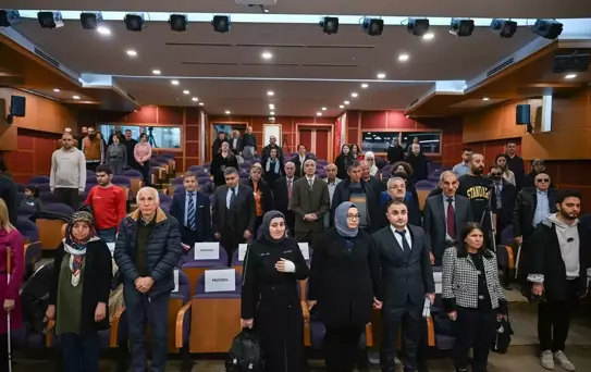 Görme Engelli Avukat Merve Erten adına ödül verildi