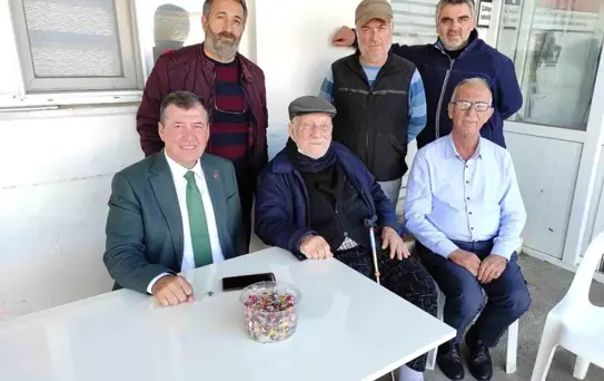 Balıkesir'de Zeytinyağı Üretimi Yapan Fikret Özdemir, Mahallelinin Gönlünde Taht Kurdu