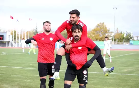 1922 Konyaspor, Karaköprü'ye 3-0 mağlup oldu