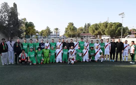 KKTC Meclisi Futbol Takımı ile Filistin Karması arasında dostluk maçı