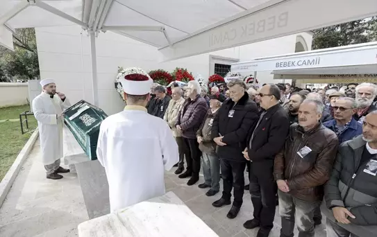 Ünlü Senarist ve Yönetmen Ragıp Yılmaz Atadeniz Son Yolculuğuna Uğurlandı