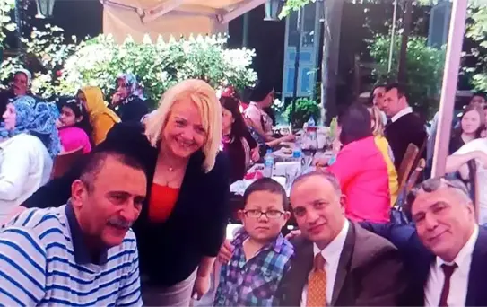 Kronik böbrek hastası İskender Yılmaz, tedavi sürecinde yasak olan İskender kebabını yedi