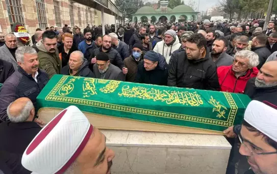 Eski spor yazarı Şekip Hazar dualarla uğurlandı