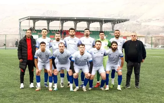 Amaratspor, Yahyalı Gençlerbirliği'ni 4-2 yenerek liderliğini sürdürdü