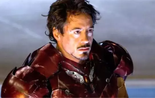 Robert Downey Jr., Iron Man rolündeki oyunculuğunun perdelendiğini düşünüyor