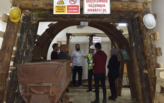 AKÜ Maden Mühendisliği Bölümüne Yer Altı Maden Ocağı Modeli Kuruldu