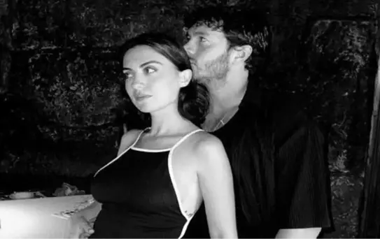 İsmail Ege Şaşmaz ve Hande Ünal çifti kızlarına Azra adını verdi