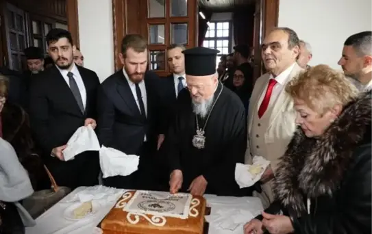 Fener Rum Patriği Bartholomeos, Hristiyan inancına göre İsa'nın doğumunu ve vaftizini kutladı