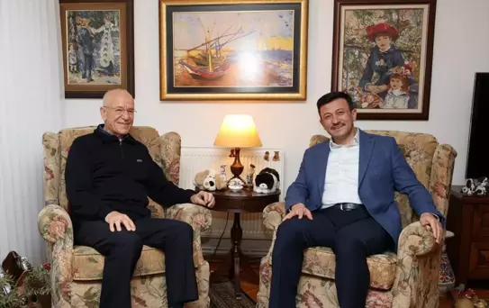 AK Parti İzmir Büyükşehir Belediye Başkan adayı Hamza Dağ, geçmiş dönem belediye başkanlarını ziyaret etti