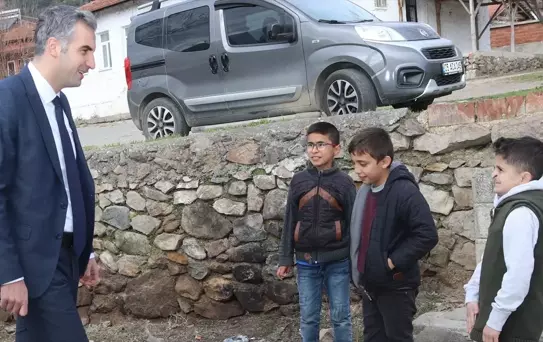 Taşova Kaymakamı Efe Kılıç Ilıca ve Durucasu köylerini ziyaret etti