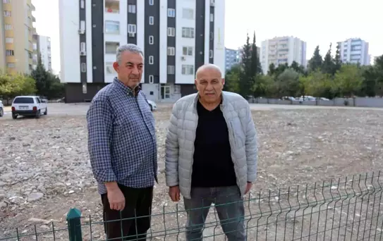 Adana'da Zeray Sitesi'nin yıkılma anına ait yeni güvenlik kamerası görüntüleri ortaya çıktı
