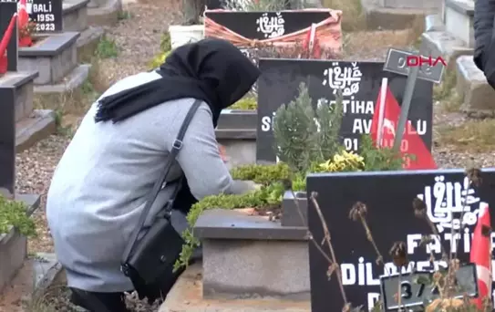 Gaziantep'te depremde yaşamını yitirenler anıldı
