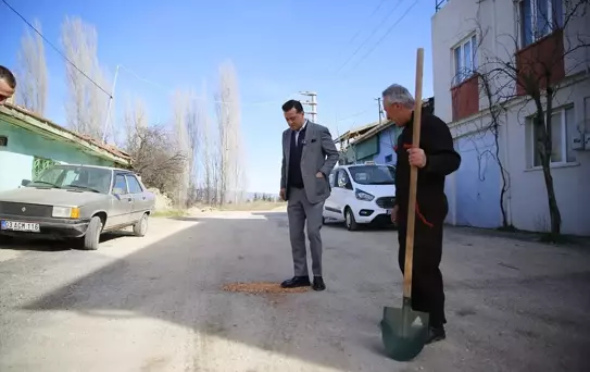Nebi Hatipoğlu, Esentepe Mahallesi'nde ulaşım ve altyapı sorunlarını çözecek