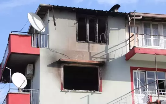 Antalya'da ev yangınında hayatını kaybeden yaşlı adamın cenazesi Konya'ya gönderildi