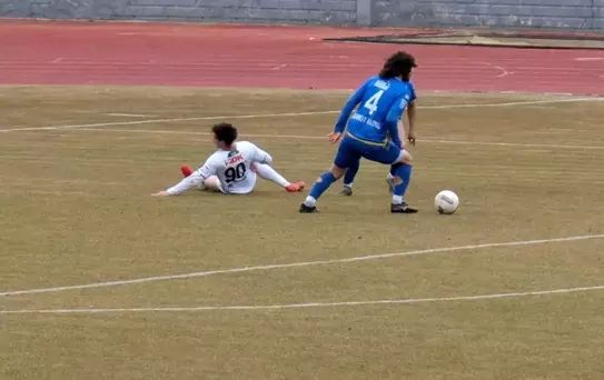 1922 Konyaspor, Ağrı 1970 Futbol Kulübü'nü 1-0 mağlup etti