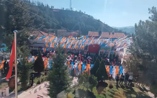 Çorum Uğurludağ'da AK Parti Seçim Bürosu Açıldı