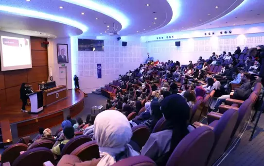 Atatürk Üniversitesi'nde 8 Mart Dünya Kadınlar Günü Kutlamaları