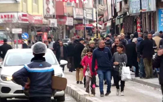 Van'da Ramazan Hareketliliği Esnafa Can Suyu Oldu