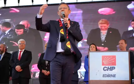 CHP Genel Başkanı Özgür Özel: Hamdi Sedefçi İYİ Parti'ye geçti, CHP oylarını bölmek istiyor