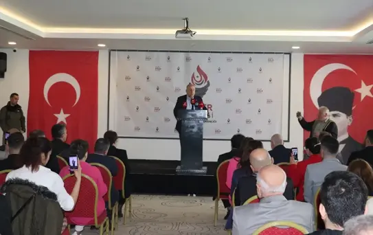 Zafer Partisi Genel Başkanı Ümit Özdağ, Sakarya'da aday tanıtım toplantısına katıldı