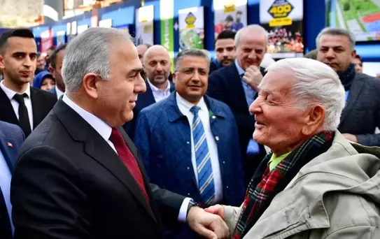 Fatih Belediye Başkanı Turan: '400 proje ile Fatih'i daha yaşanabilir hale getirmek için adımlar attık'