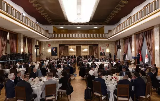 TBMM Başkanı Kurtulmuş, gazetecilerle iftar programında bir araya geldi Açıklaması
