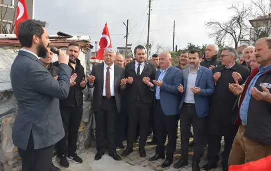 Giresun'un Espiye ilçesinde şehitlik anıtı düzenlenen törenle açıldı