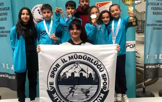 Kayseri Bölgesi Havalı Silahlar Türkiye Şampiyonası'nda Takım ve Bireyselde Başarılı