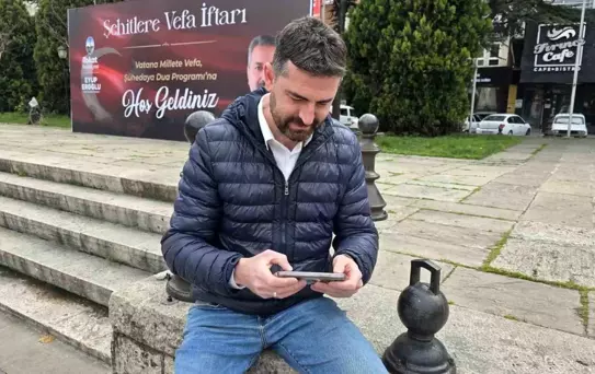 Tokat'ta Yola Düşen Ağaç Anbean Kameraya Yansıdı