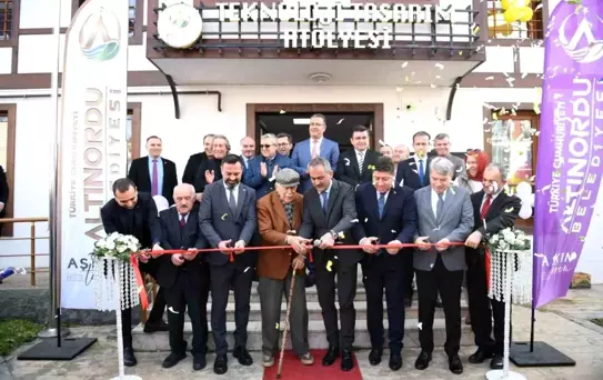 Altınordu Belediyesi İhsan Gürdal Teknoloji ve Tasarım Atölyesi Açıldı